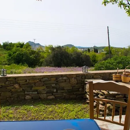 Alice House Tinos Casa de Férias