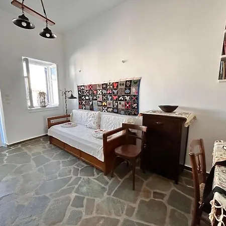 Alice House Tinos Holiday home *